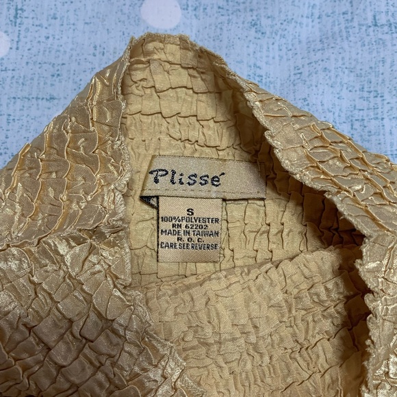 VTG 90s/Y2K Plisse gold textured sleeveless top - small - Picture 5 of 6